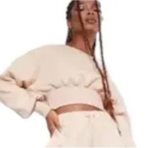 SJXMG QUILTED CORSET CROP SWEAT
STONE